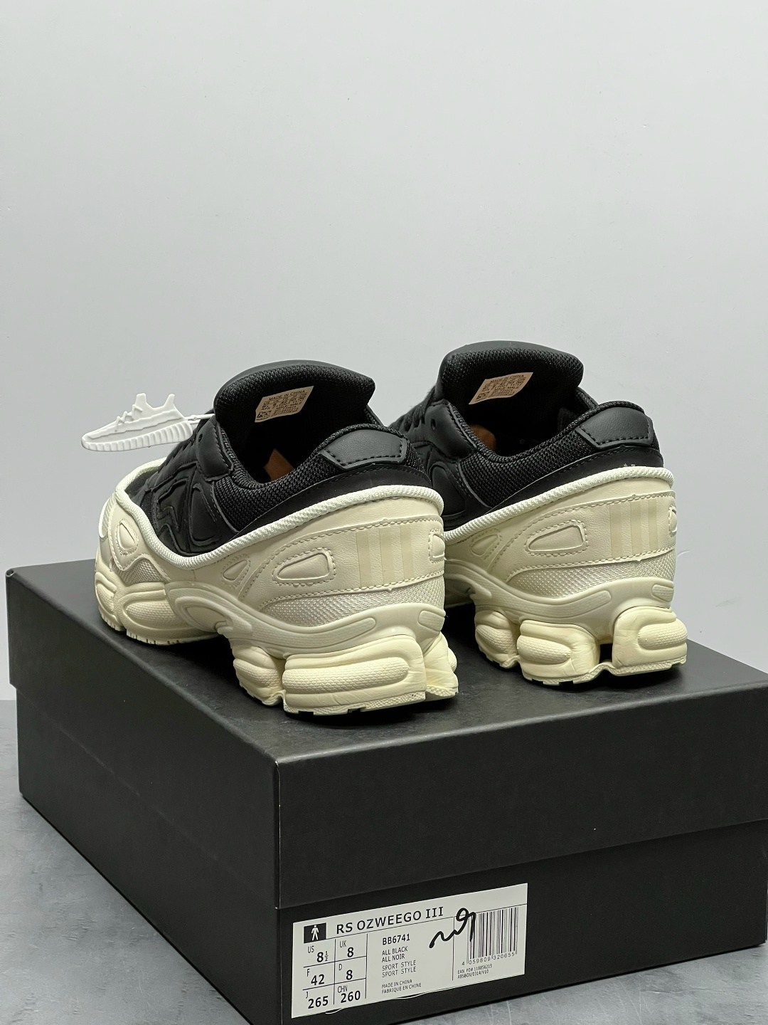 кроссовки adidas raf simons ozweego cream white,adidas raf simons ozweego cream white,adidas x raf simons ozweego white & black,adidas ozweego raf simons black white,adidas × raf simons adidas raf sim