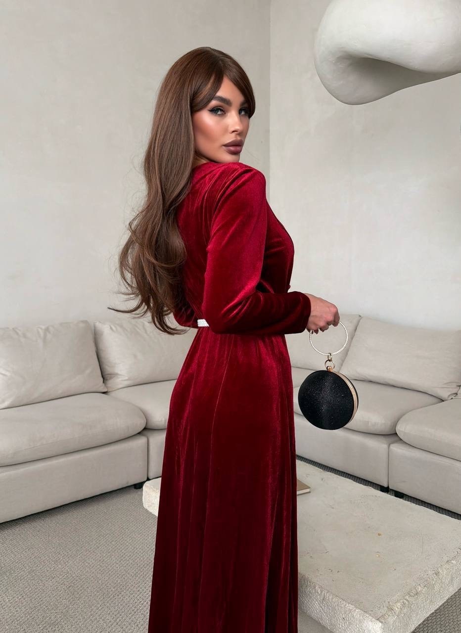 бархатное платье,красное бархатное платье,платье велюр,платье из бархата,велюровое платье