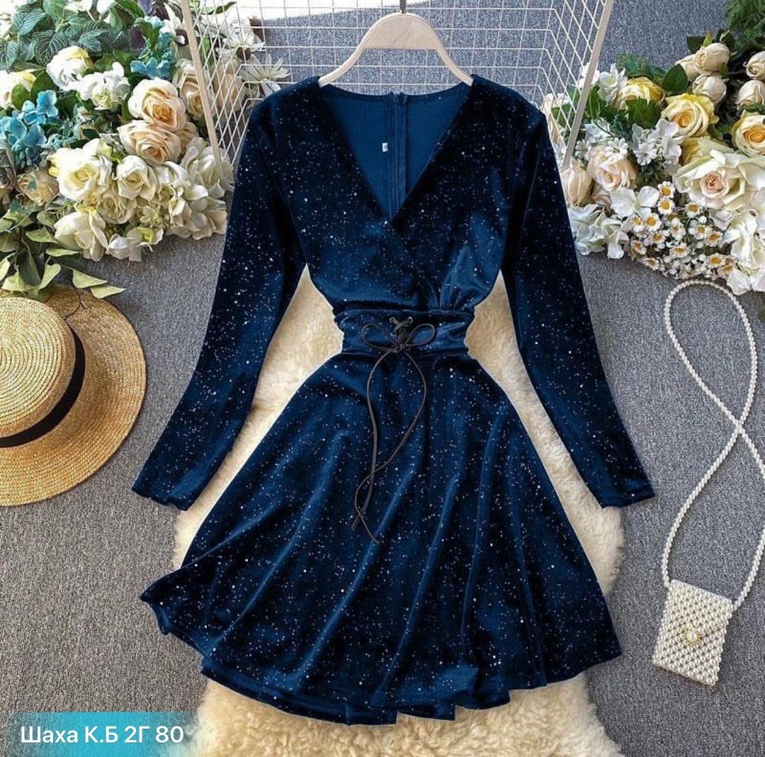 вельветовое платье с люрексом,платье на новый год,черное платье,бархатное платье,платье велюр