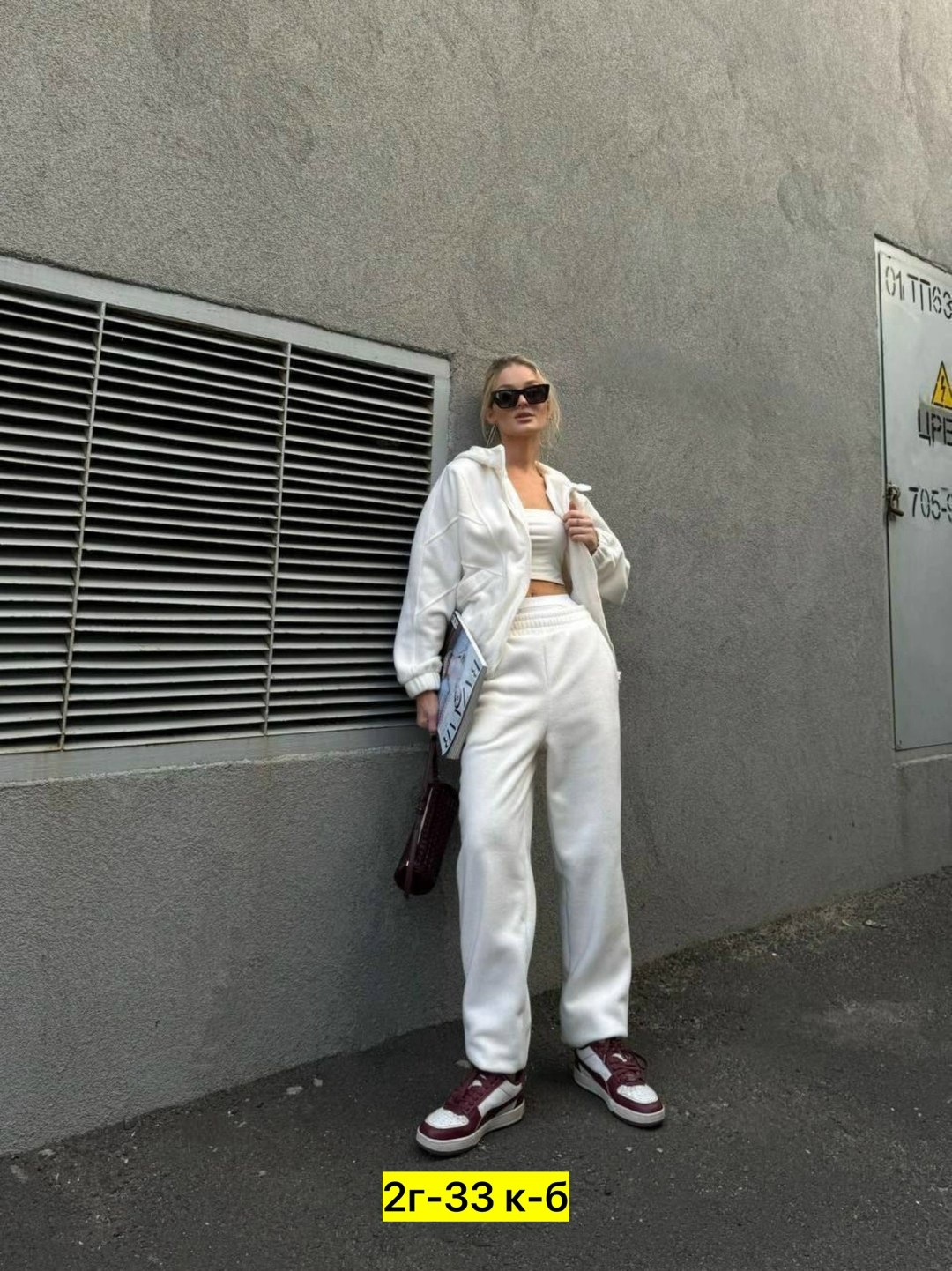 женский спортивный костюм,спортивный женский костюм белый размер 42/48,женский костюм,костюм белый,спортивный костюм