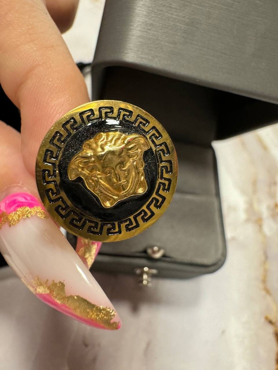 запонки версаче,серьги версаче круглые,серьги версаче,серьги версаче серебро,стиль версаче