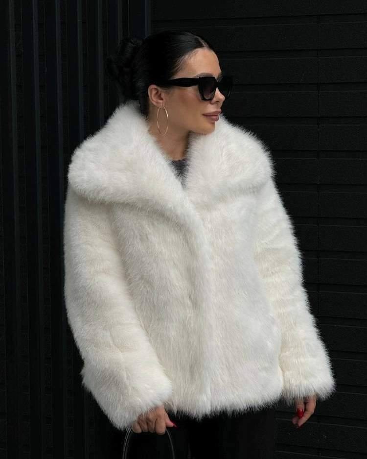 искусственная шуба,белая шуба,шуба короткая,шуба короткая искусственная,шуба искусственная короткая экошуба