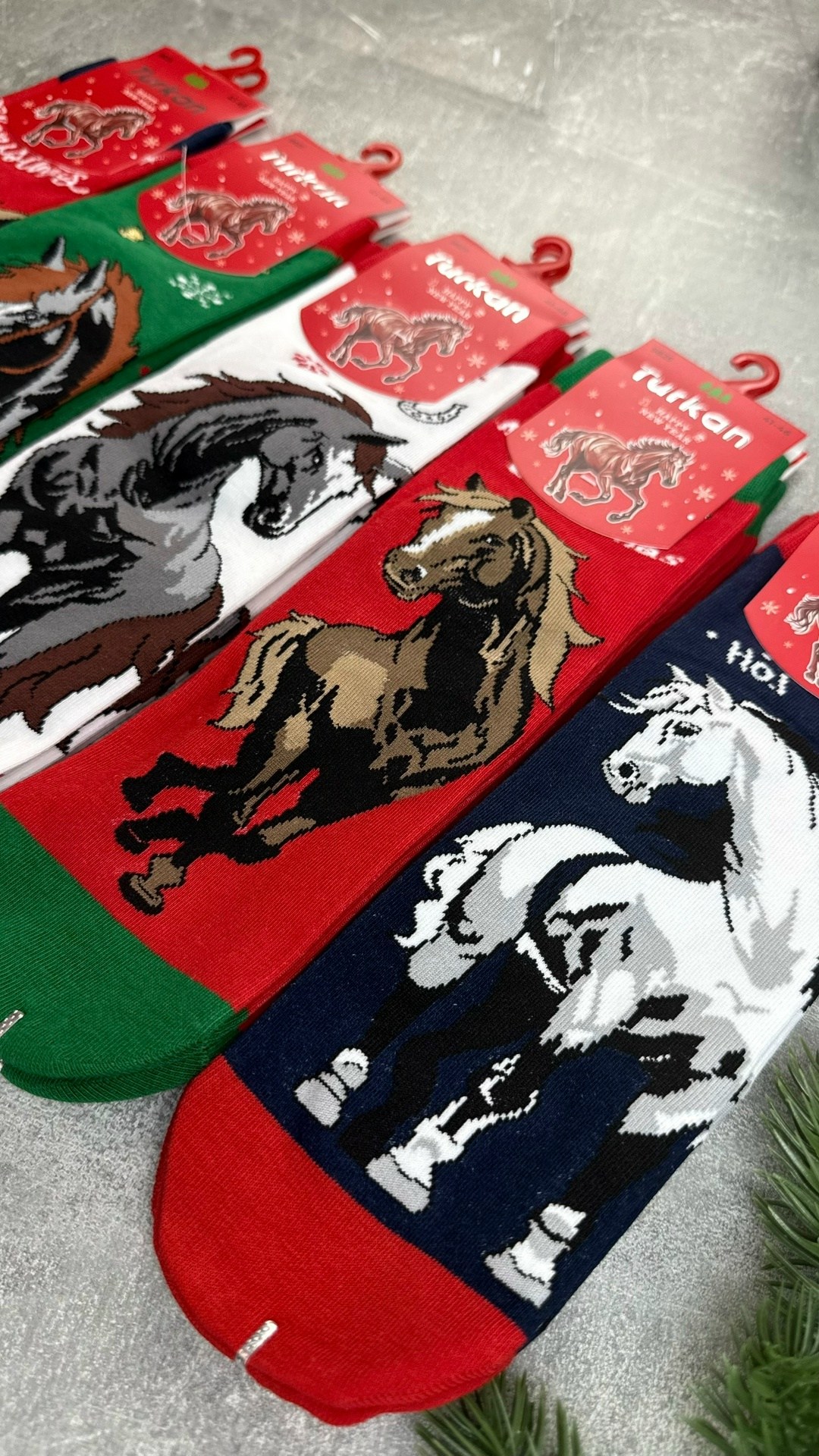 носки мужские новогодние год символа 2026,мужские носки новогодние,носки комплект 5 пар размер 41-46 новогодние,носки новогодние с принтом набор turkan,носки мужские с принтом новый год turkan 9813