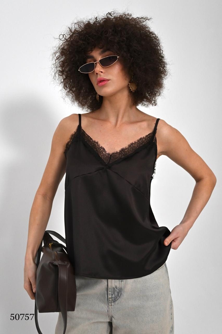 майка с кружевами,топ с кружевом,топ на бретелях с кружевом,топ шелковый,майка женская с кружевом