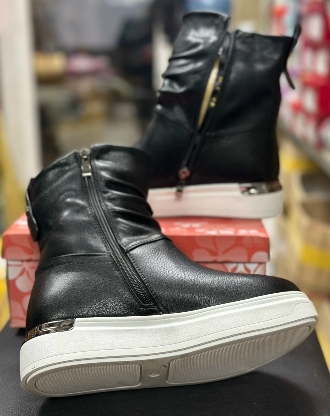 ,женская зимняя , женская,ботинка женские зимние,сапожки