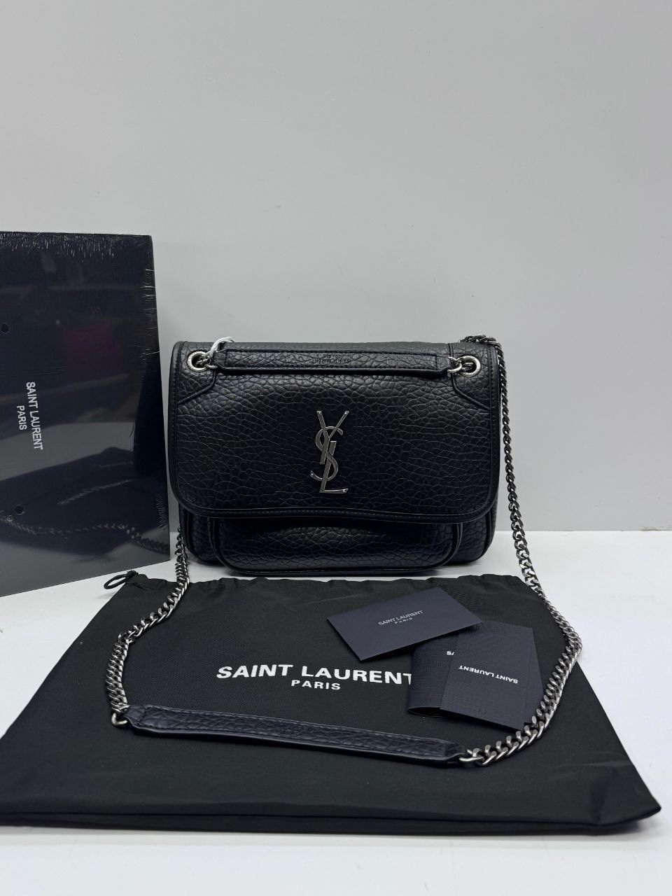 yves saint laurent сумка,женская сумка на yves saint laurent,сумка saint laurent,saint laurent сумка на плечо,сумка saint laurent ysl niki