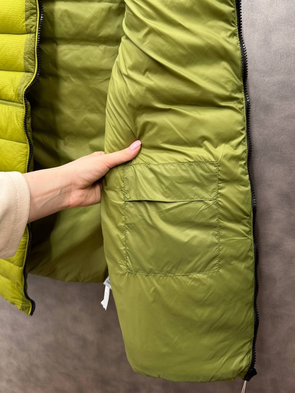 жилет с капюшоном,жилет,жилет мужской,жилетка