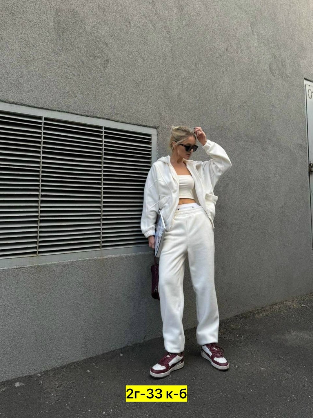 женский спортивный костюм,спортивный женский костюм белый размер 42/48,женский костюм,костюм белый,спортивный костюм