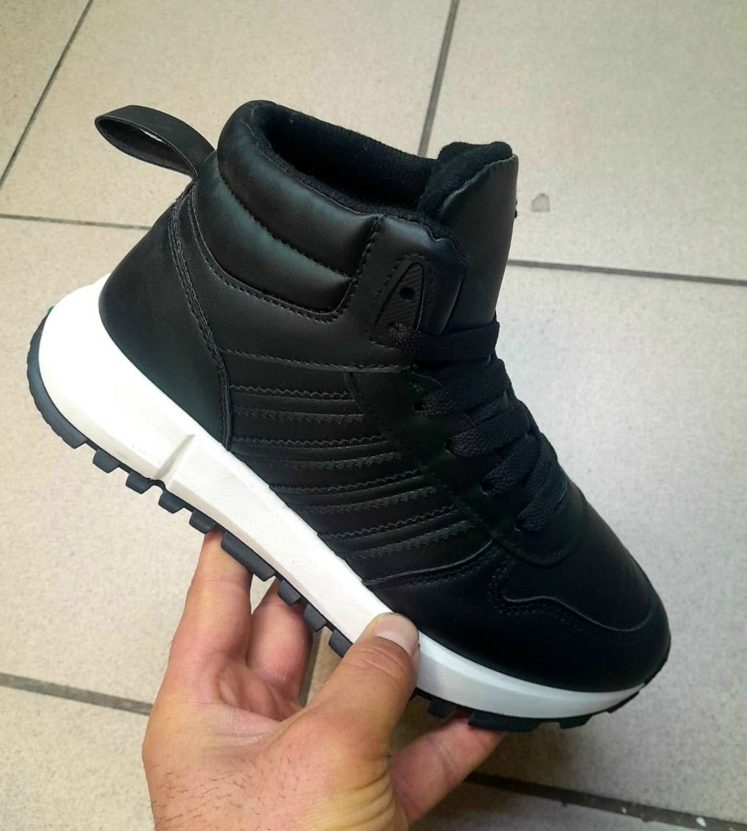 ,кроссовки адидас zx 750 зимние мужские,зимние кроссовки мужские,кроссовки зимний,кроссовки зимние мужские adidas