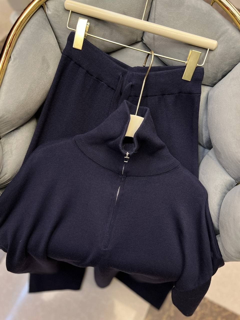 стильный трикотажный костюм,костюмы трикотажные,трикотажные костюмы женские,костюм трикотаж,кашемировый костюм диор