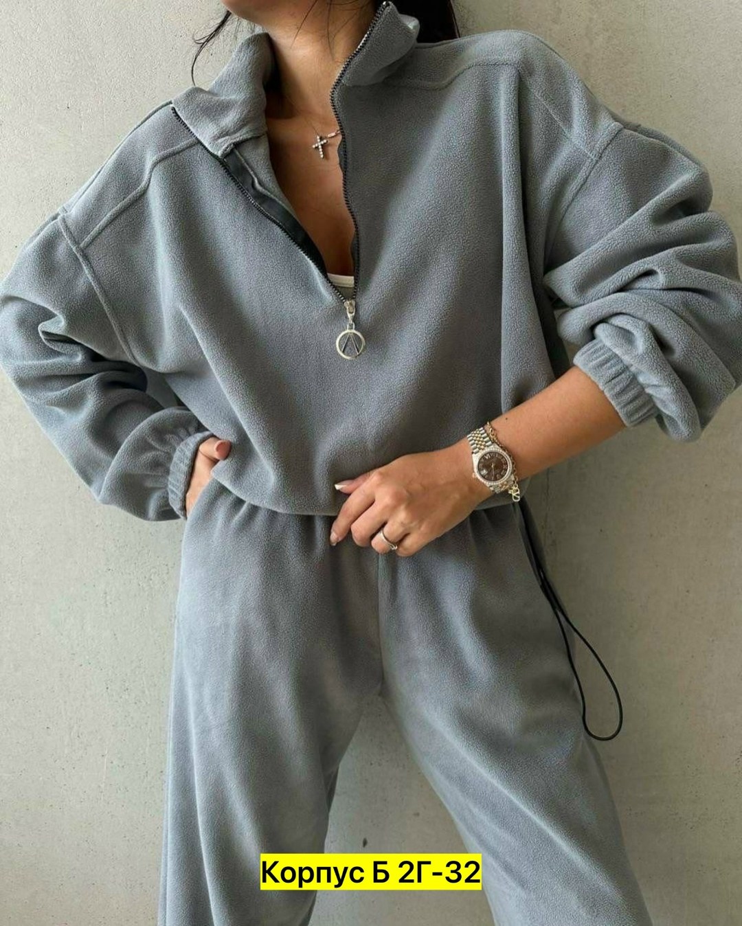 женский костюм на флисе,белый флисовый костюм,базовый костюм женский,костюм спортивный женский,теплый костюм на флисе
