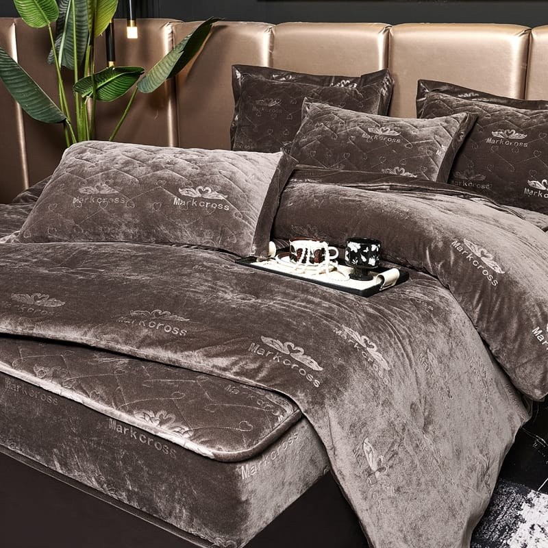 одеяло candie's велюр c наматрасником и наволочками odvcann04,одеяло candie's велюр c наматрасником и наволочками,велюровый комплект постельного белья с готовым одеялом и стеганным наматрасником от фи