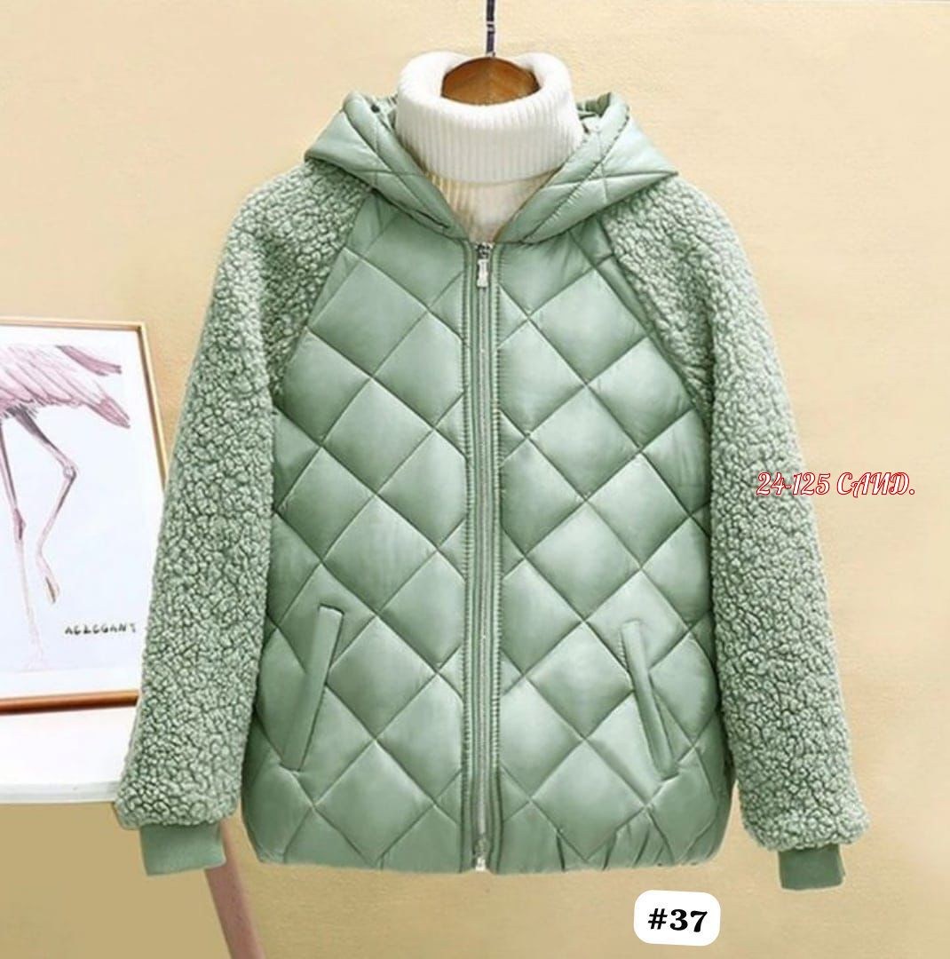 стеганая куртка с капюшоном,куртка женская,теплая куртка,стеганая куртка женская,куртка женская короткая