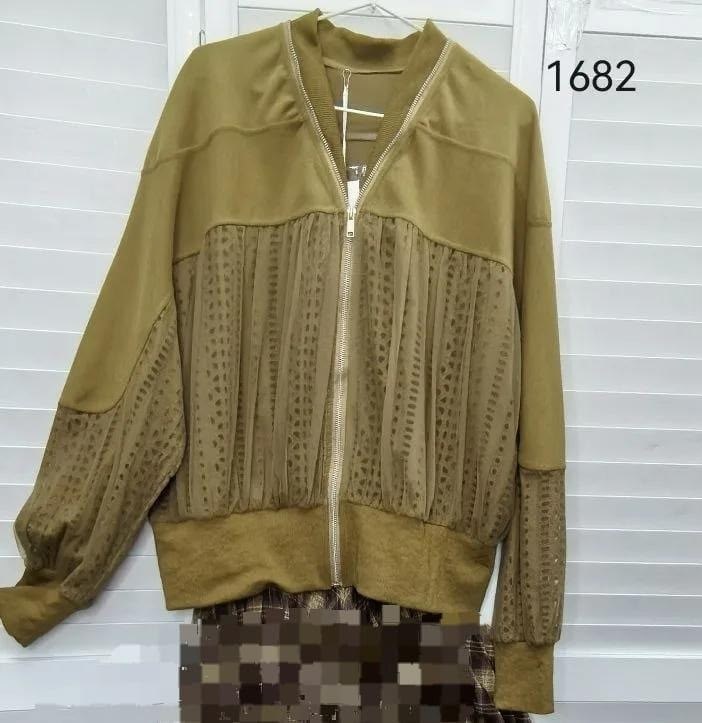 повседневная куртка,куртка женская,куртка стильная,куртка бомбер,белая куртка