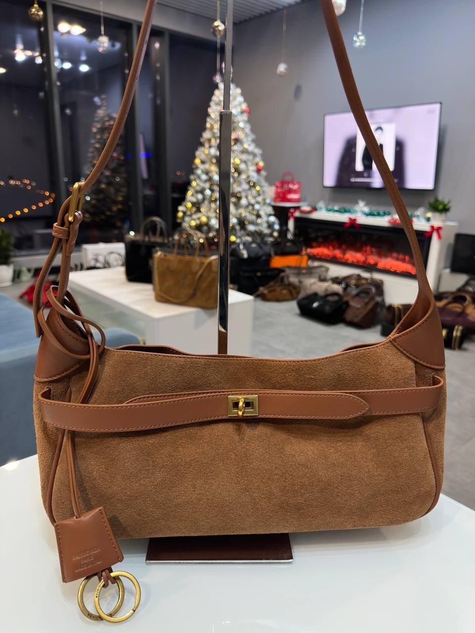 сумка замшевая,сумка женская замшевая,сумка из замши,сумка demellier 56-30-34 натуральная замша большой размер,сумка из натуральной замши