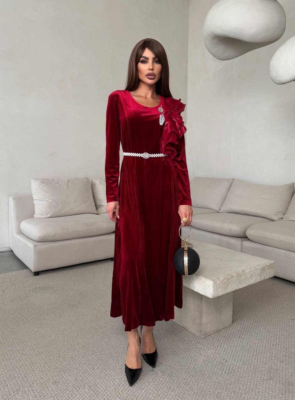 бархатное платье,красное бархатное платье,платье велюр,платье из бархата,велюровое платье