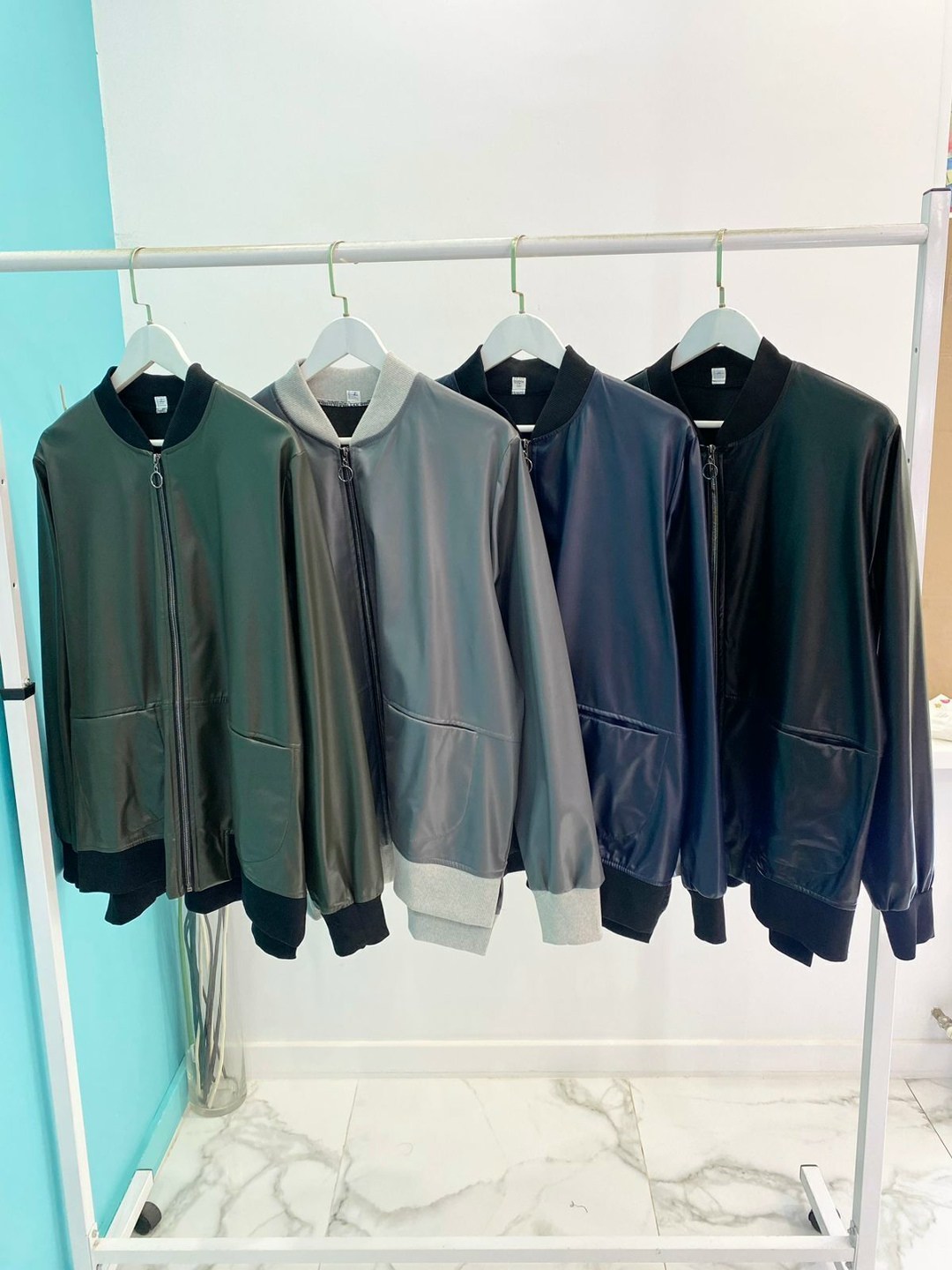 куртка бомбер,повседневная куртка,бомбер женская,куртка свободного кроя,куртка женская