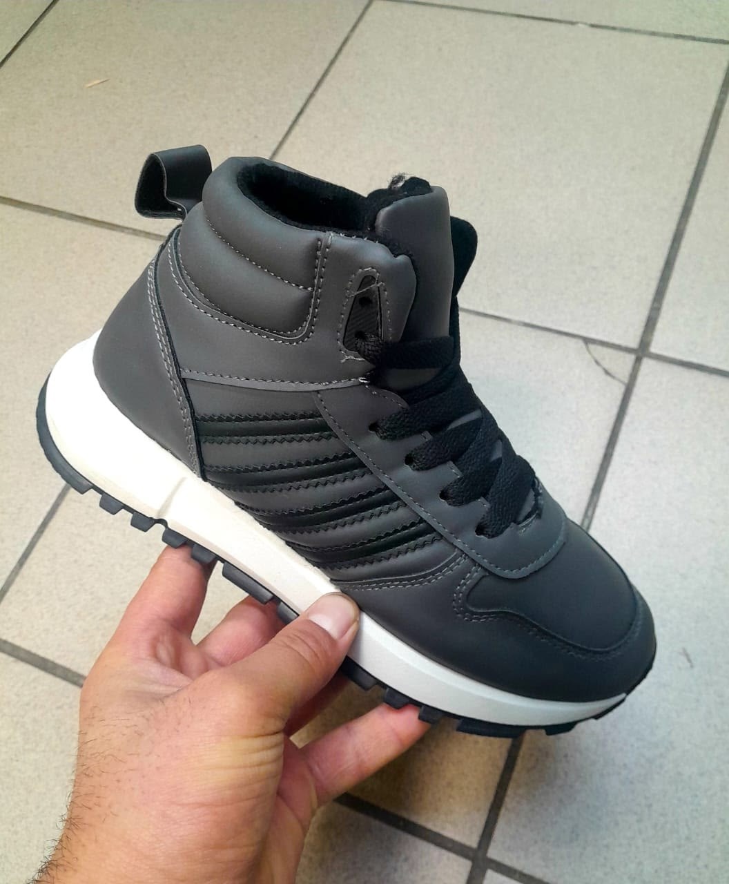 ,кроссовки адидас zx 750 зимние мужские,зимние кроссовки мужские,кроссовки зимний,кроссовки зимние мужские adidas