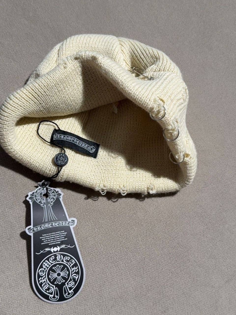 шапка бини,вязаная шапка бини,шапка лакшери рвань,вязаная шапка,рваная шапка