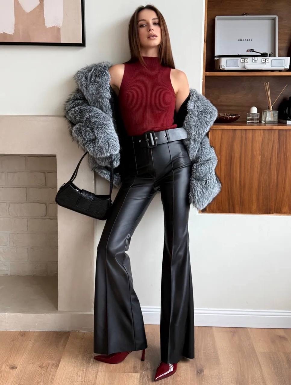 брюк клеш,кожаные брюки-клеш,джинсы брюки,женские брюки,брюки женские кожаные клёш