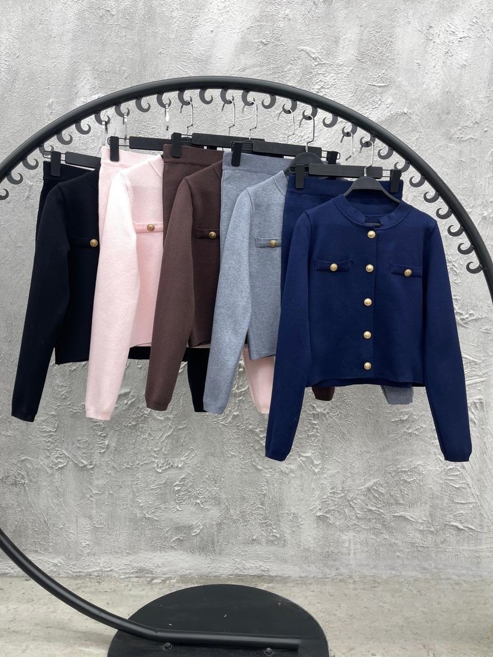 вязаный костюм с юбкой и кардиганом lookcoco цвет светло-серый, серый,трикотажный костюм с юбкой,вязаный костюм с юбкой и кардиганом lookcoco,костюм с юбкой вязаный трикотажный lipovskaya knitwear bra