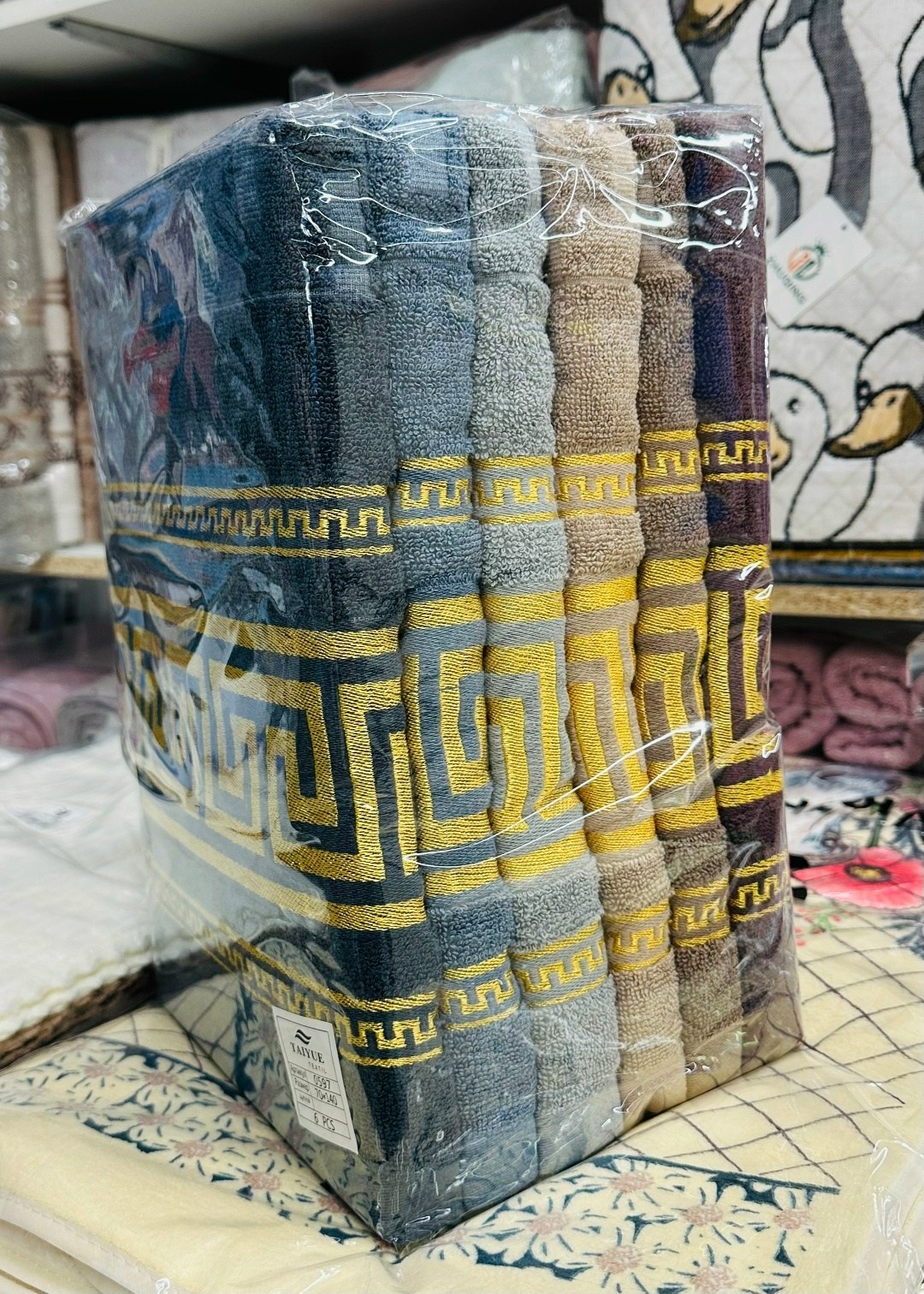 полотенца махровая,полотенца оптом,полотенце махровое жаккардовое,полотенца банные махровые,полотенца банная