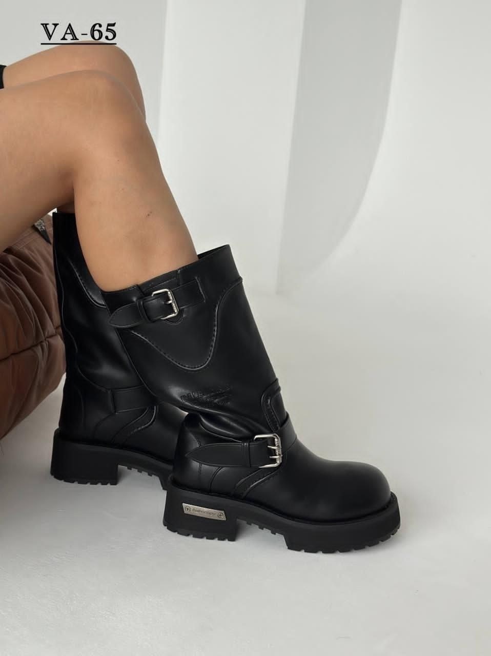 женские сапоги, женская,,ботинки,полусапоги