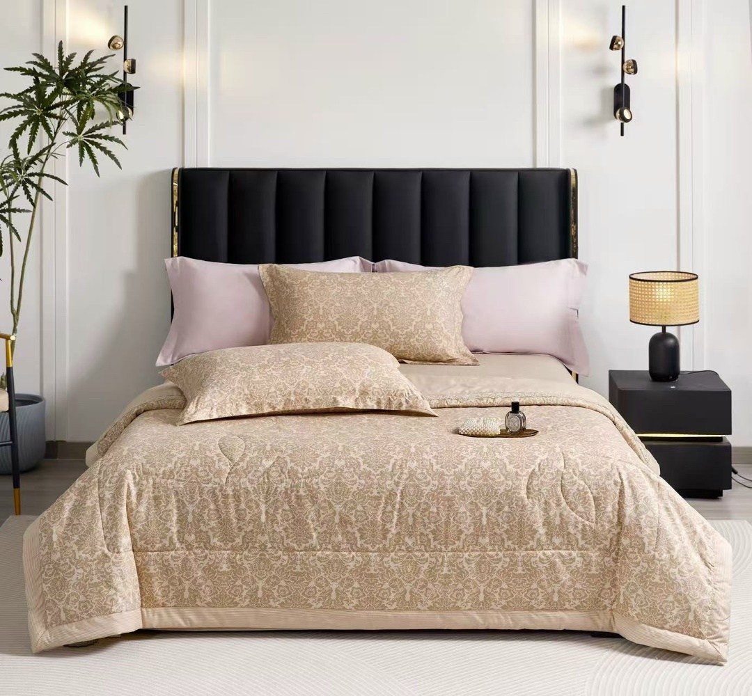 покрывала,покрывало бежевое,комплект постельного белья,комплект постельного белья с одеялом,покрывала с наволочками