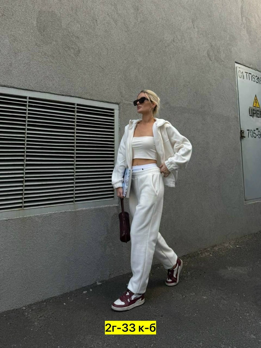 женский спортивный костюм,спортивный женский костюм белый размер 42/48,женский костюм,костюм белый,спортивный костюм