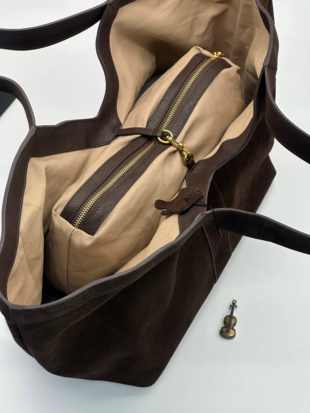 замшевая сумка,сумка тоут замшевая,замшевая сумка женская,сумка замшевая коричневая,сумка из натуральной замши