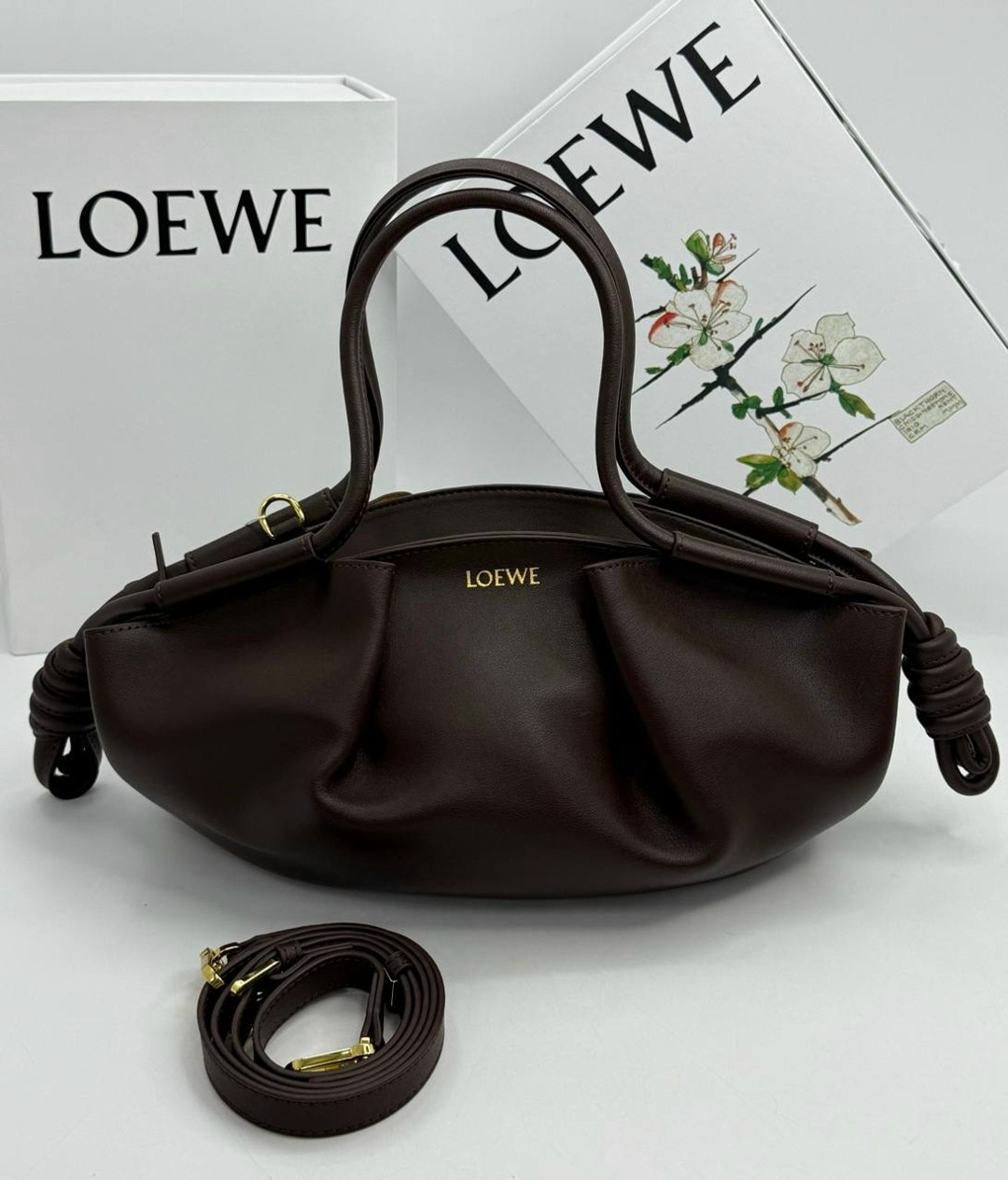 сумка loewe 33-15 см натуральная замша,сумка loewe 33-15 см натуральная кожа реплика,сумка loewe 30-20 см натуральная кожа,женская сумка loewe,сумка из воловьей кожи loewe 34см*18см