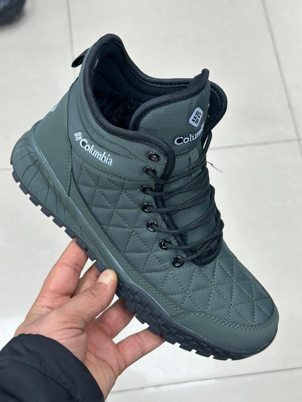 кроссовки ботинки columbia зимние,кроссовки columbia зимние,зимние ботинки columbia,зимние кроссовки коламбия,зимние мужские кроссовки columbia