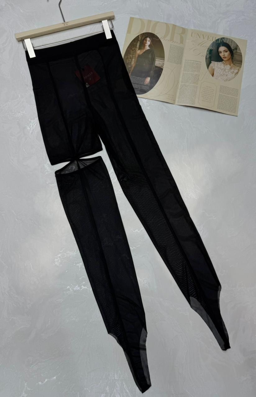 элегантные костюмы,высокая мода,белые костюмы,пиджак с открытыми плечами