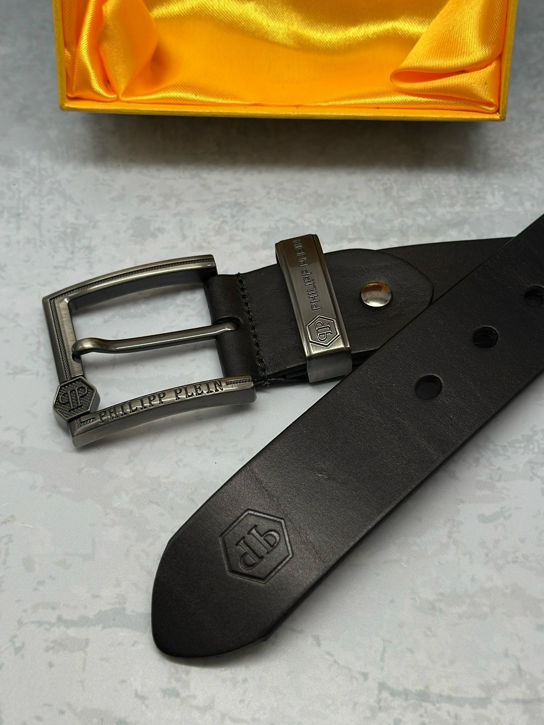 ремень мужской,ремень мужской из натуральной кожи,ремень мужской кожаный,ремень кожаный,ремень кельвин кляйн мужской