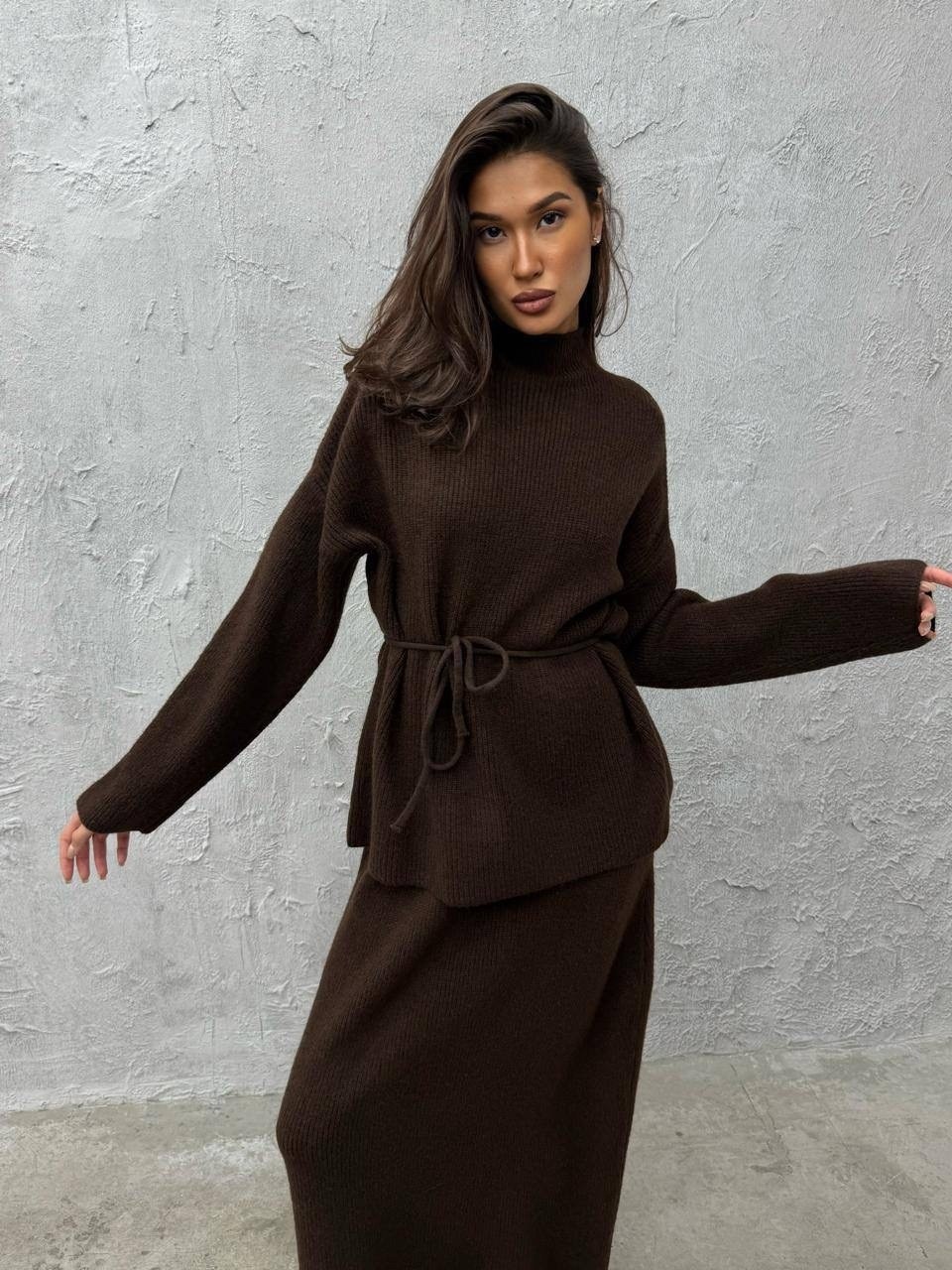 трикотажный костюм с юбкой миди kovclo 247304023,трикотажный костюм с юбкой,вязаный костюм с юбкой,трикотажный костюм,кашемировый костюм loro piana