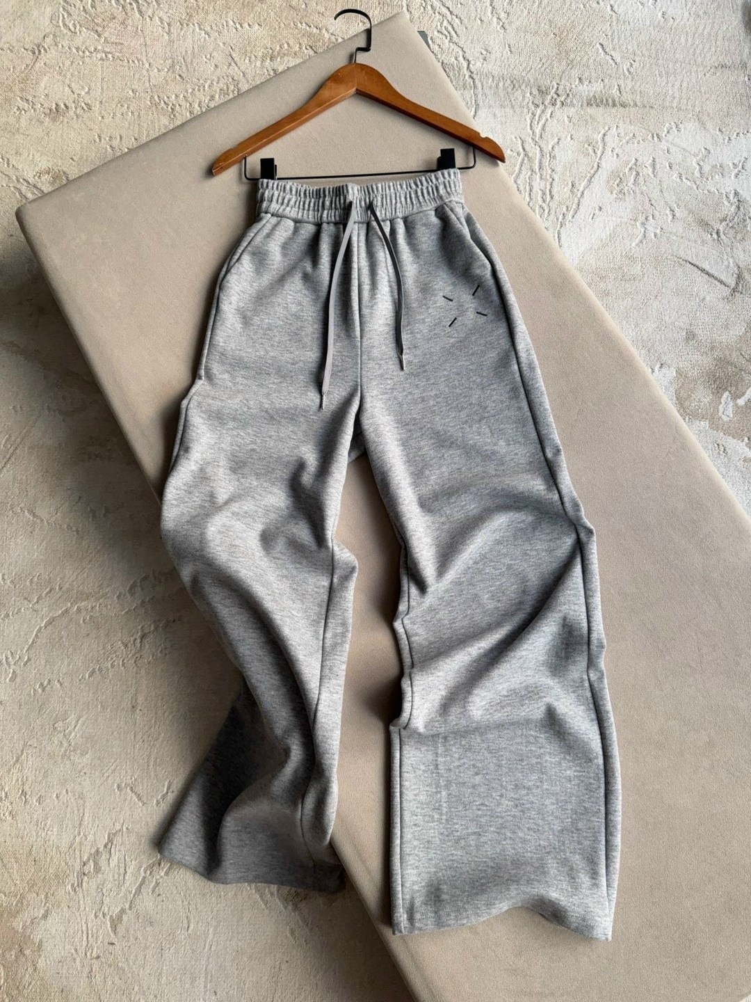 спортивные штаны,спортивные брюки,брюки спортивные мужские,спортивные костюм,серые спортивные штаны