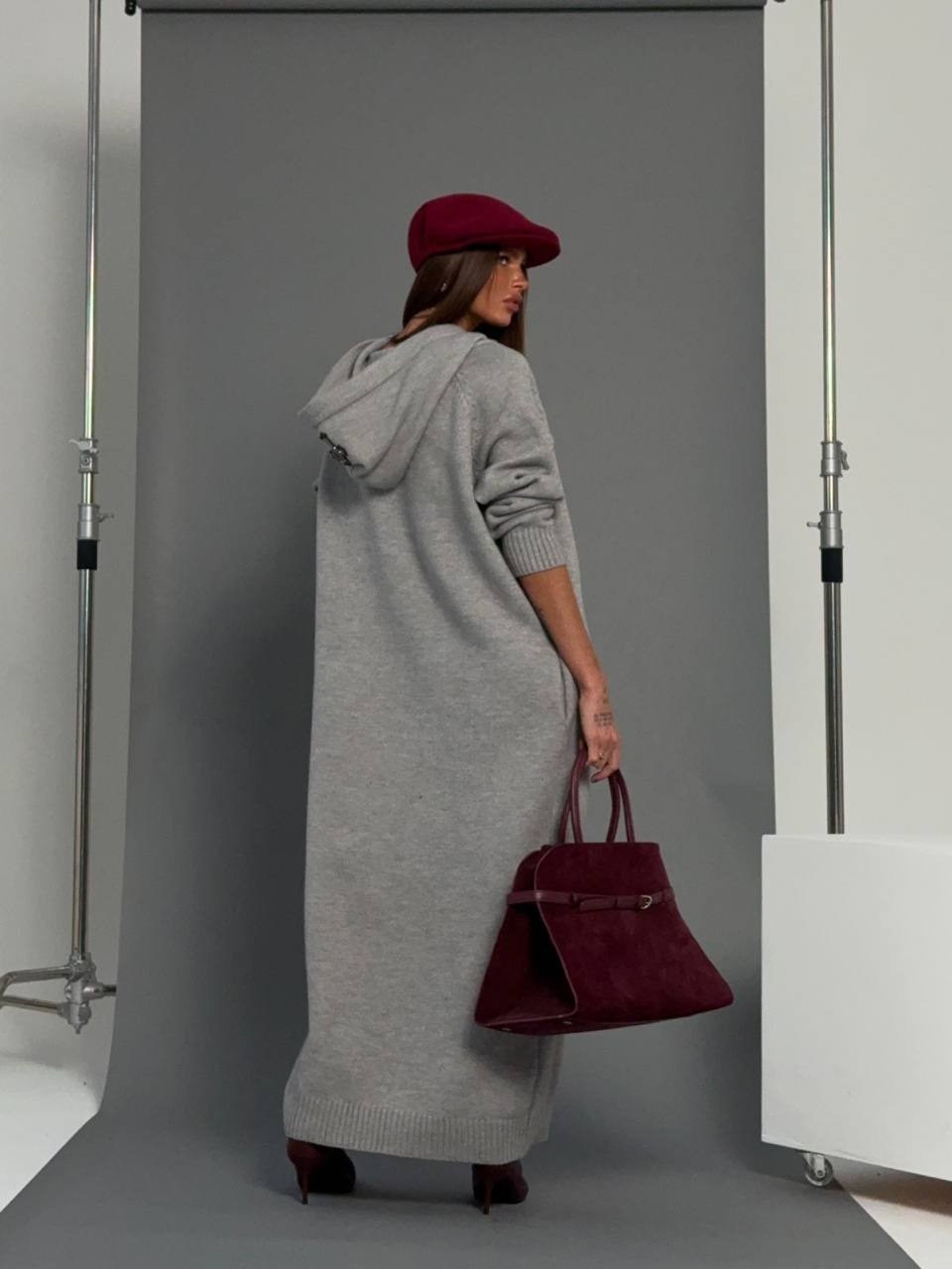 платье с капюшоном,спортивное платье с капюшоном,трикотажное платье,спортивное платье,длинное платье с капюшоном