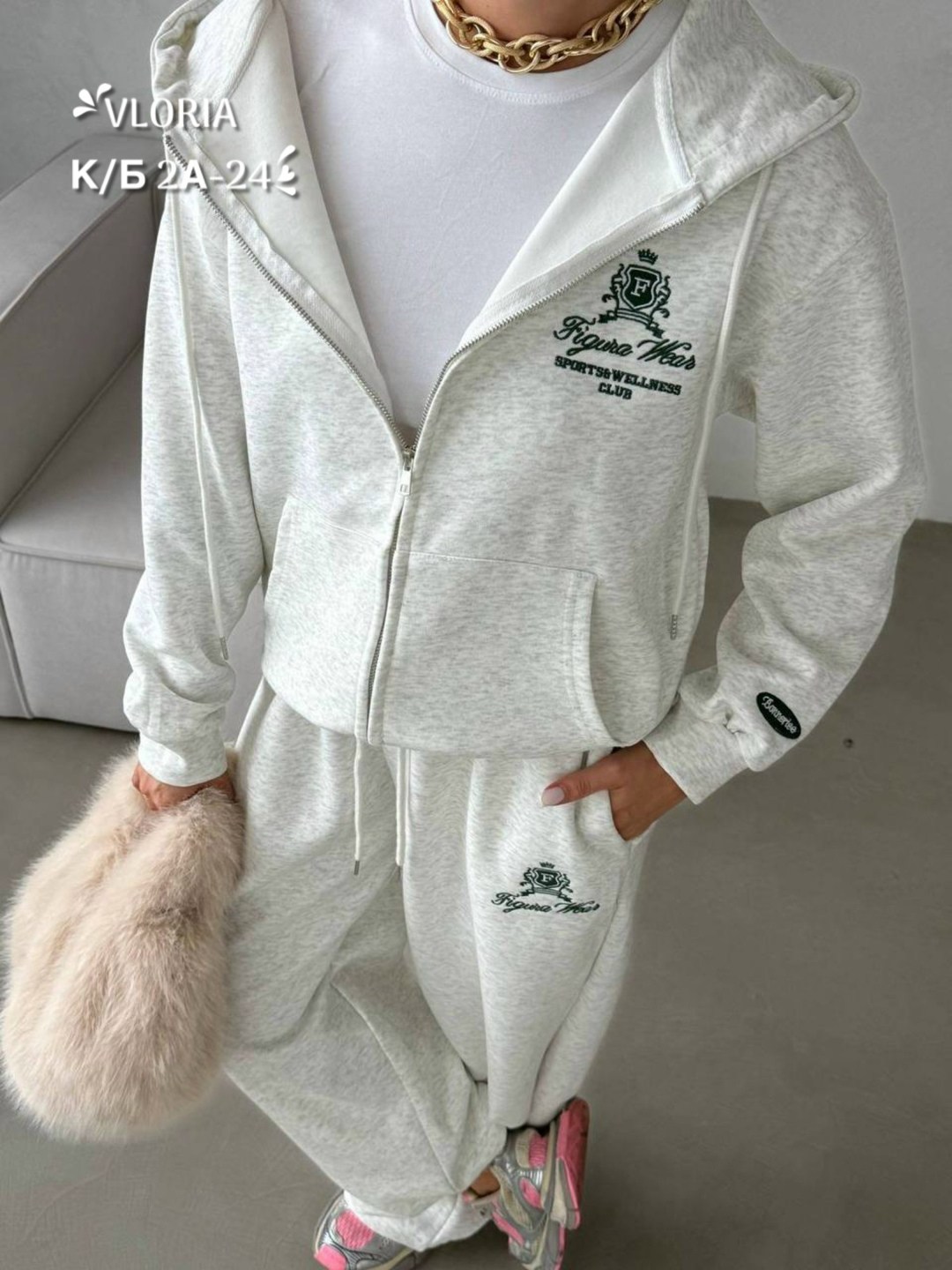 одежда спортивная,костюмы женские,костюм спортивный женский,женской одежды,