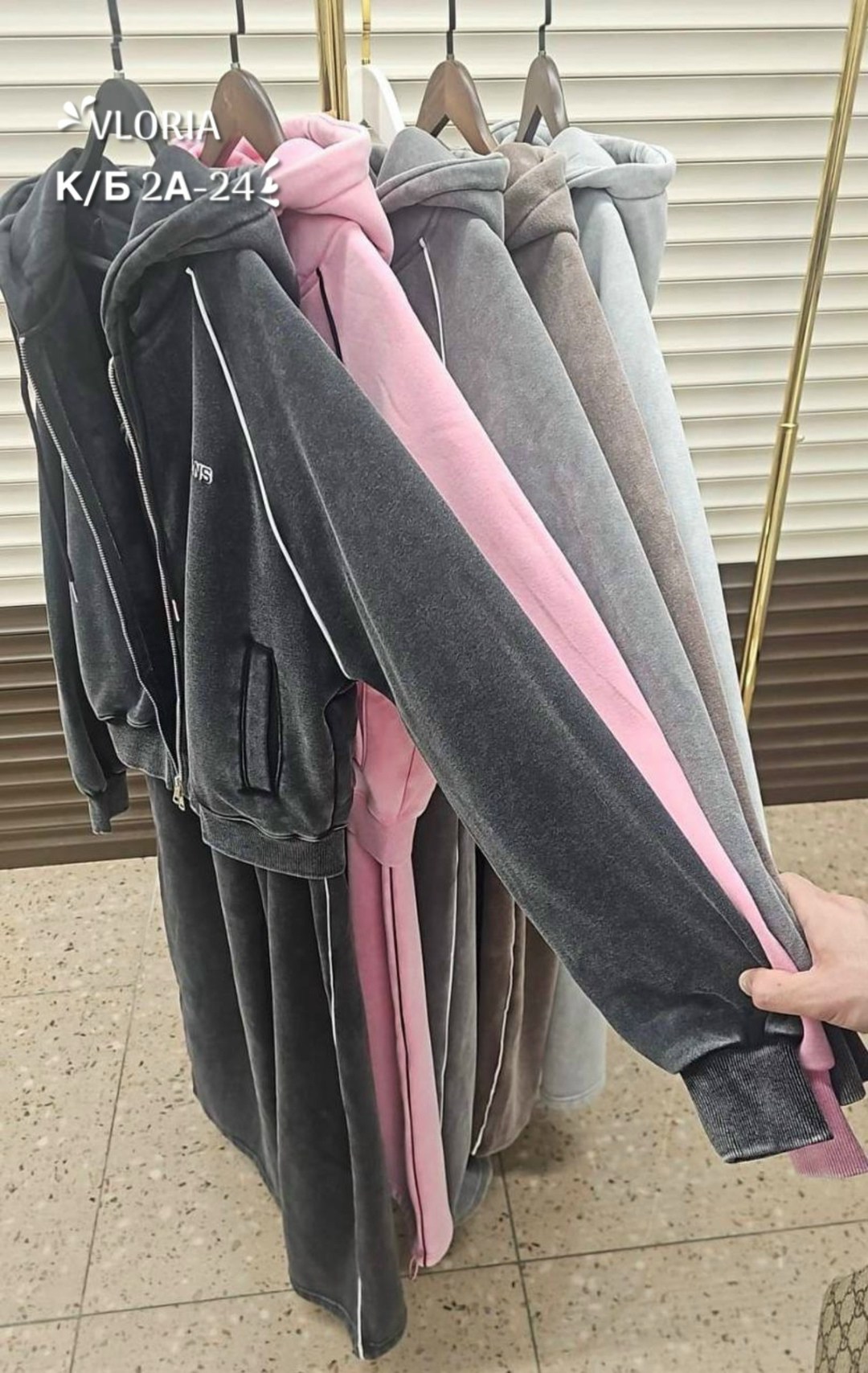 женский костюм,спортивный костюм велюровый,костюм женский спортивный,велюровый спортивный костюм женски,спортивный костюм