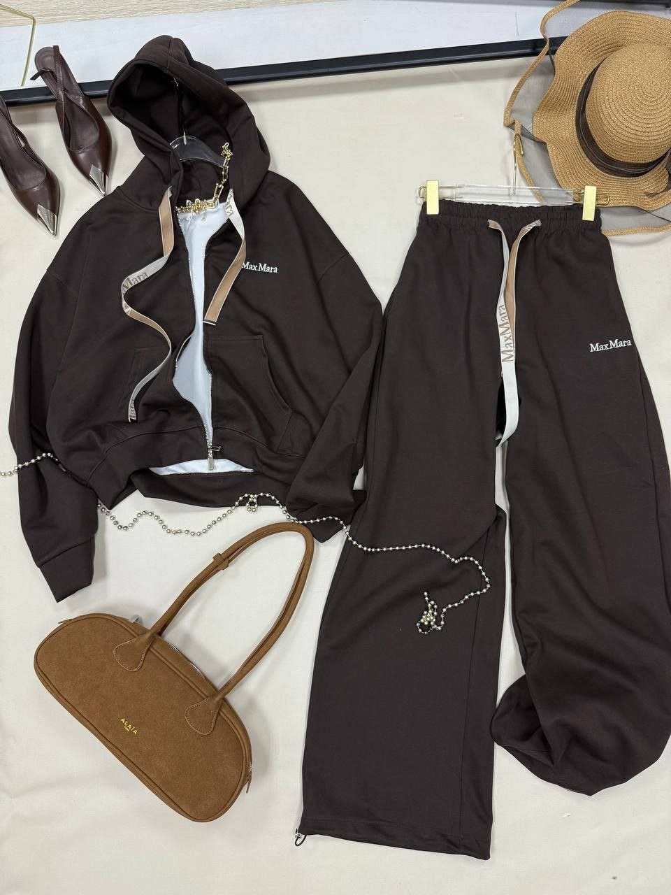 костюм спортивный женский,женский красный костюм miu miu,спортивный костюм,женские костюмы,красный теплый спортивный костюм