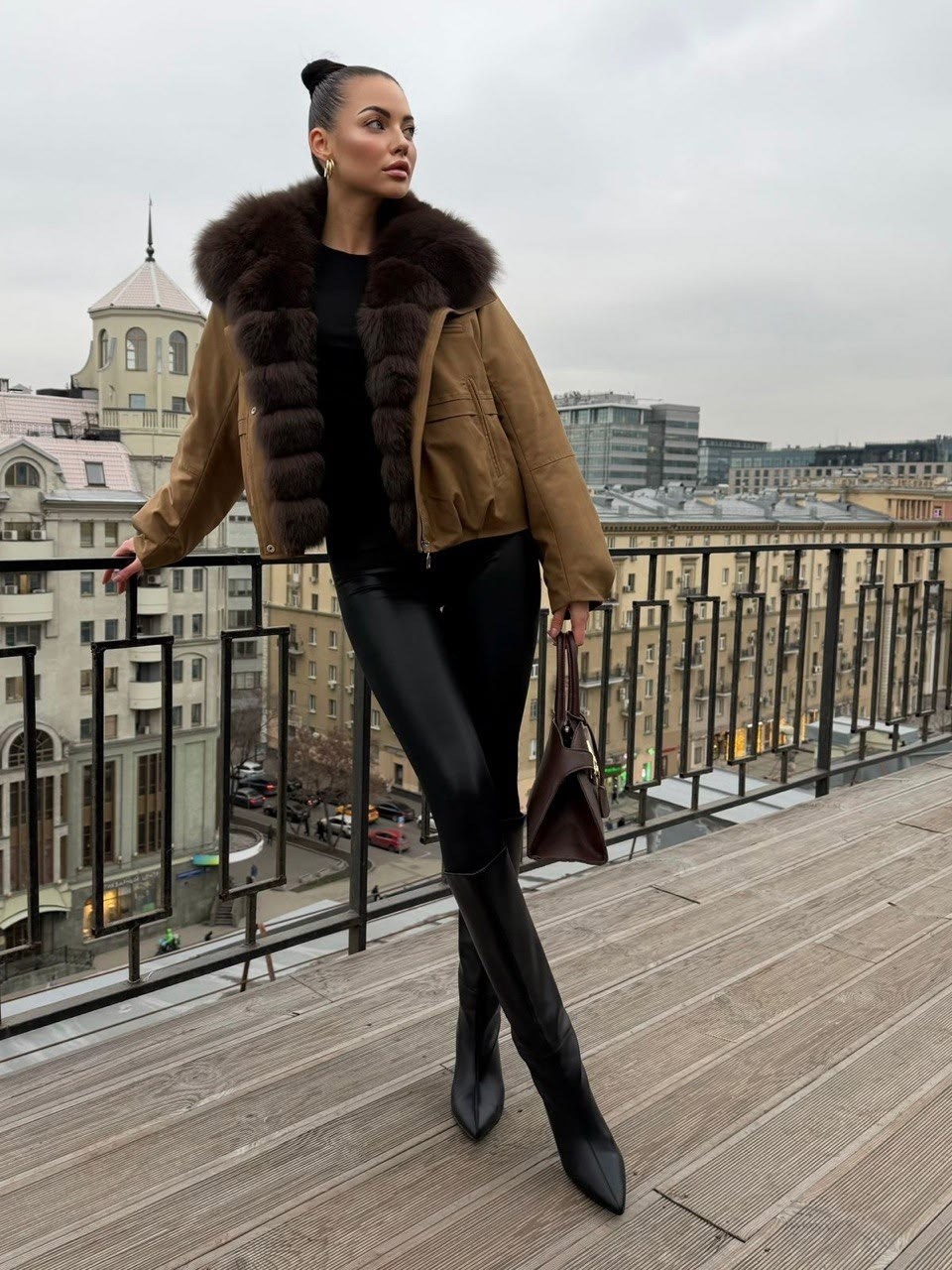 пуховики с мехом,куртка с мехом,пуховик с натуральным мехом,женский пуховик,кожаная куртка с мехом