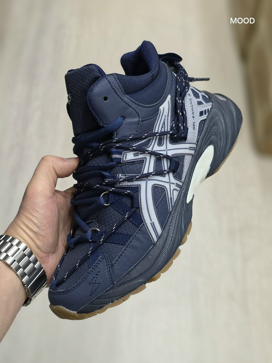 зимние кроссовки asics gel-kahana 8 hi,кроссовки asics gel-kahana 8,зимние мужские кроссовки asics gel kahana,кроссовки зимние высокие gel-kahana 8 с мехом asics,зимние кроссовки asics