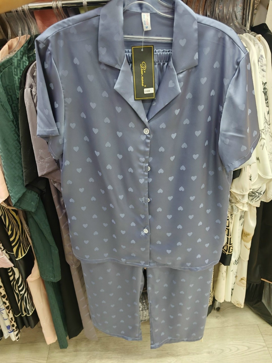 пижамы женски,пижама женская,женская шелковая пижама,шелковая пижама,пижама для женщин с