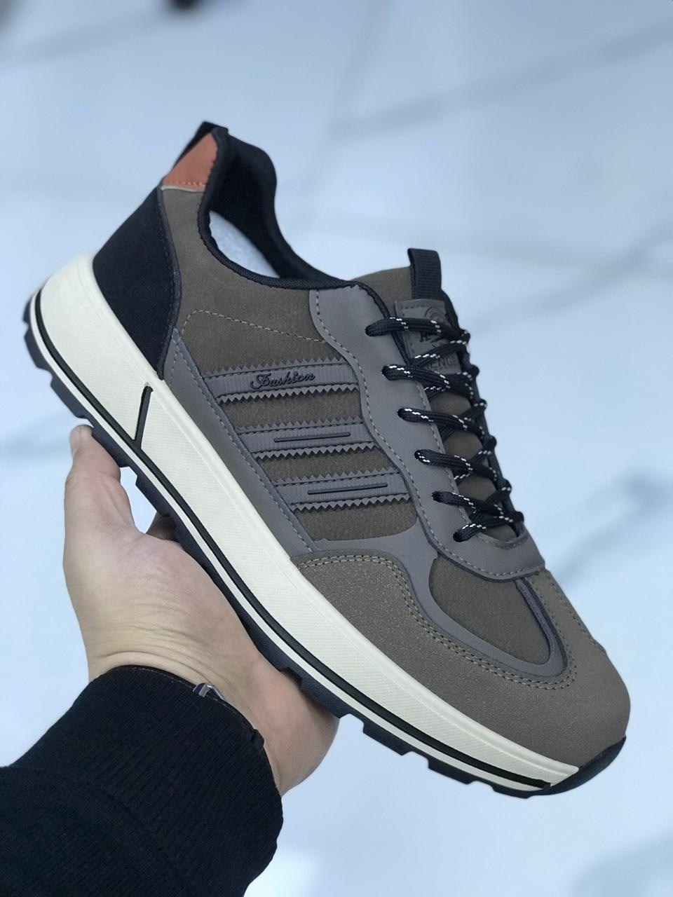 мужские кроссовки,,мужские повседневные кроссовки,кроссовки комфортные,повседневные кроссовки