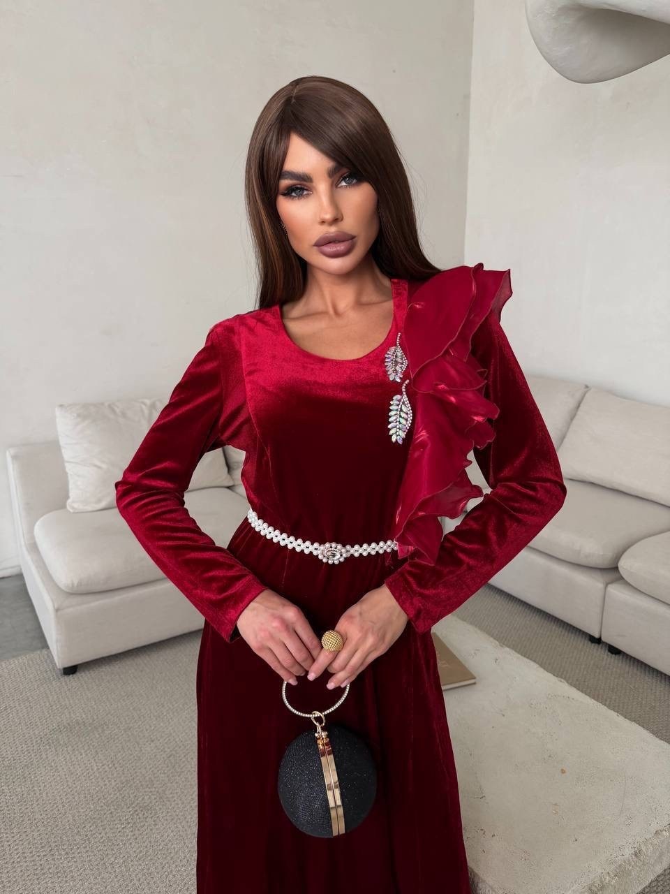 бархатное платье,красное бархатное платье,платье велюр,платье из бархата,велюровое платье