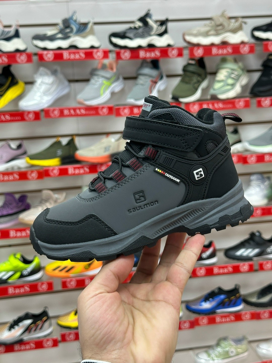 зимние кроссовки adidas,кроссовки adidas terrex зимние,кроссовки зимние adidas terrex ax4 gtx,ботинки adidas terrex,мужские кроссовки зимние adidas