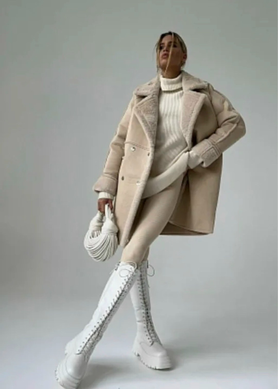 дубленка удлиненная,стильная дубленка,пальто средней длины,серая дубленка женская,стильное пальто