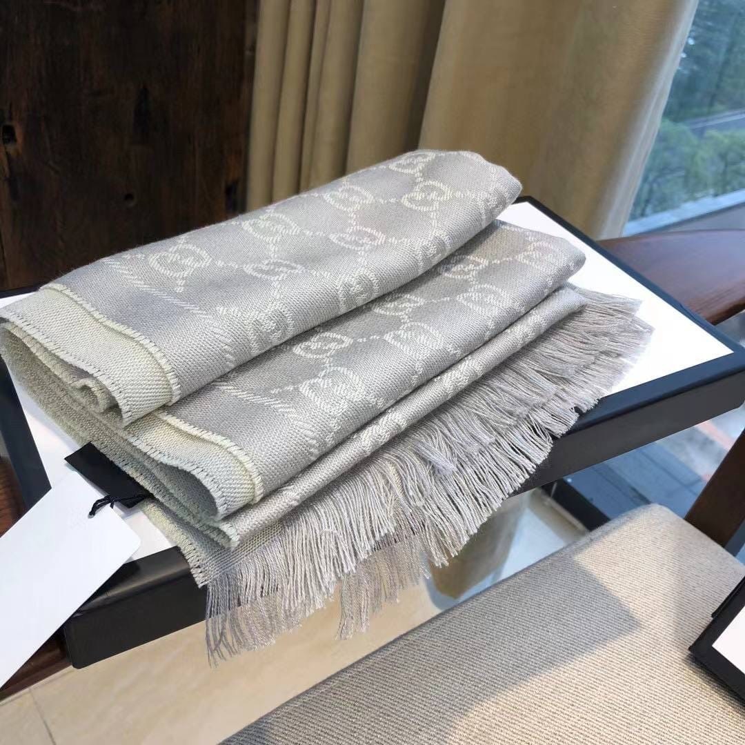 шарф гуччи,шарф gucci,гуччи платок,шарф гуччи женский,шарф классический