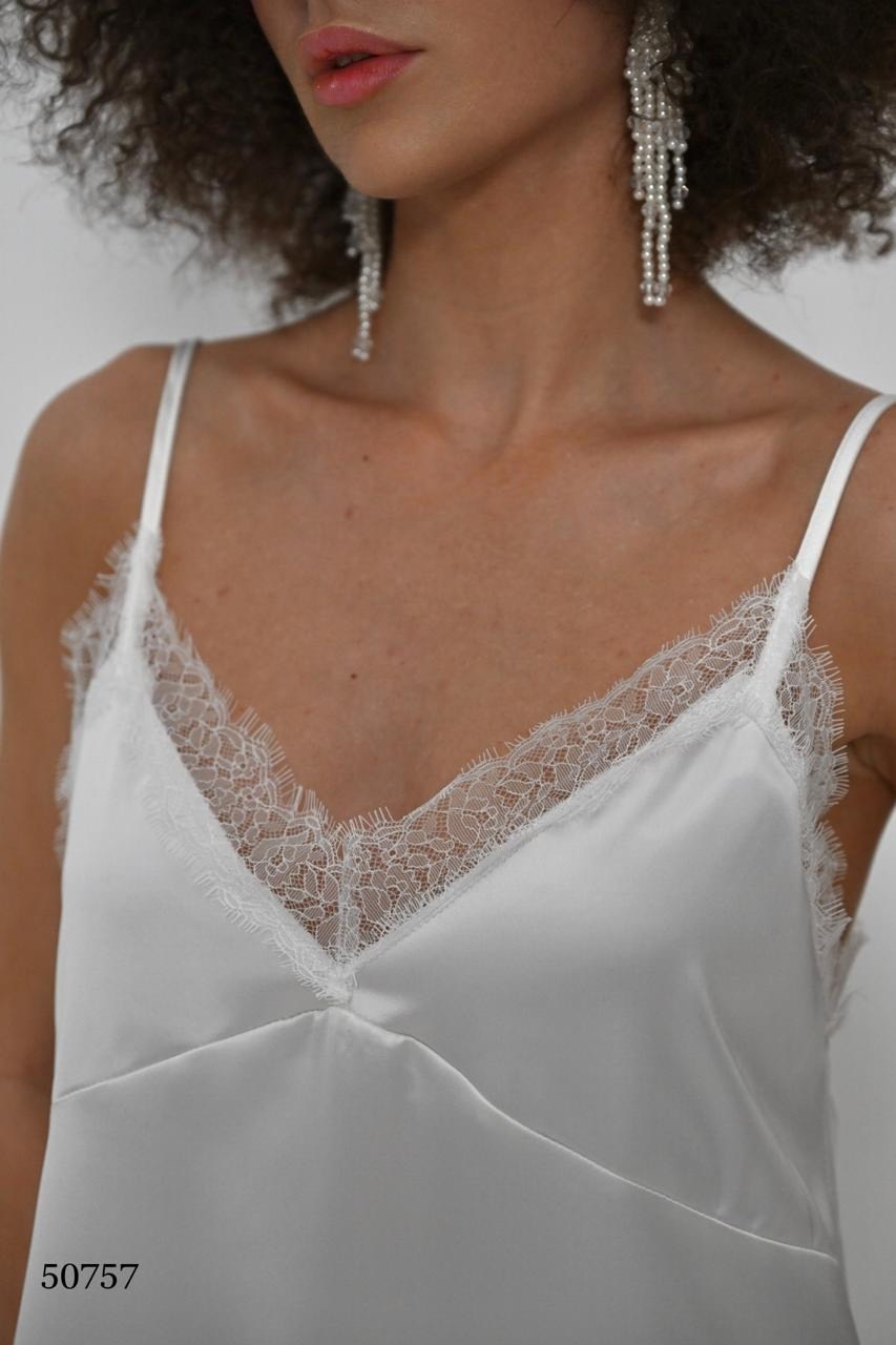 майка с кружевами,топ с кружевом,топ на бретелях с кружевом,топ шелковый,майка женская с кружевом