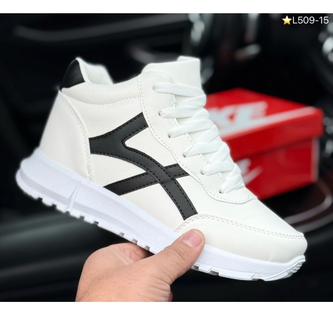 ,женские кроссовки,кроссовки женские зимние,зимние кроссовки,белые кроссовки